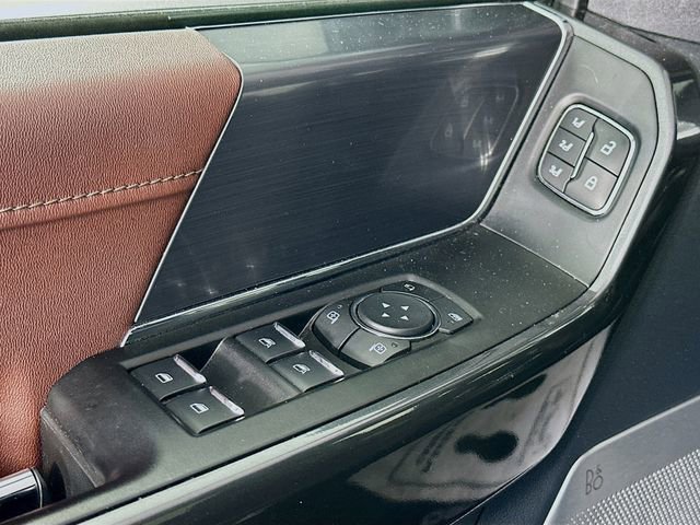 Certified 2021 Ford F150 Lariat w/ Equipment Group 502A High image 26