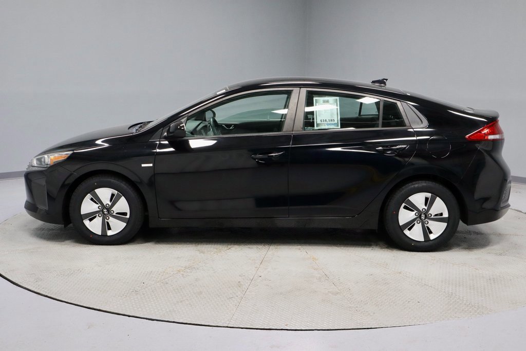 Used 2018 Hyundai Ioniq Blue image 2