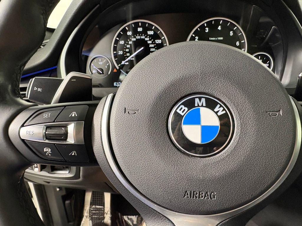 Used 2017 BMW X5 xDrive40e image 24