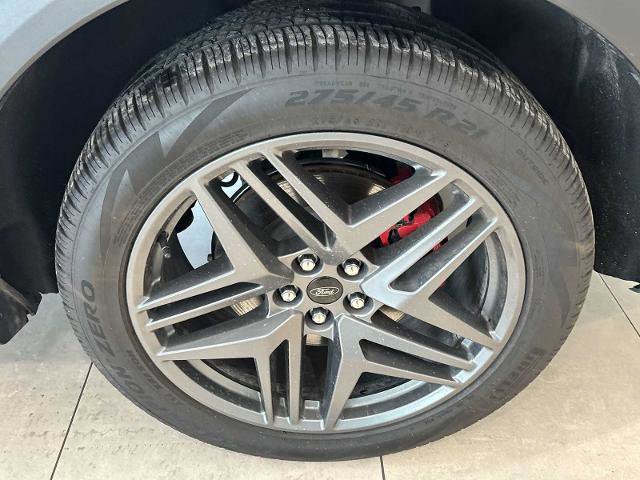 Certified 2025 Ford Explorer ST image 32