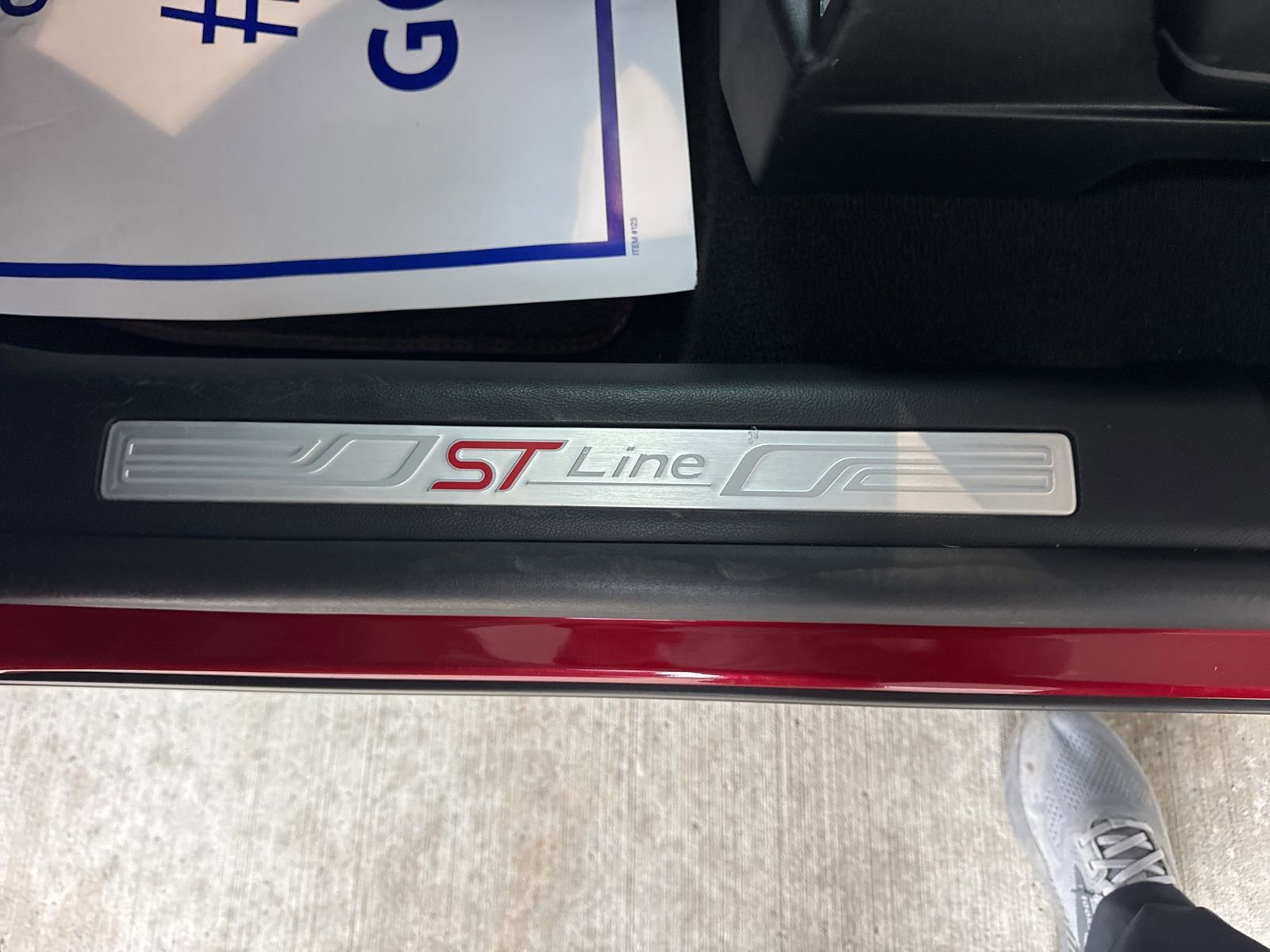 Certified 2024 Ford Explorer ST-Line w/ Class IV Trailer Tow Package image 28