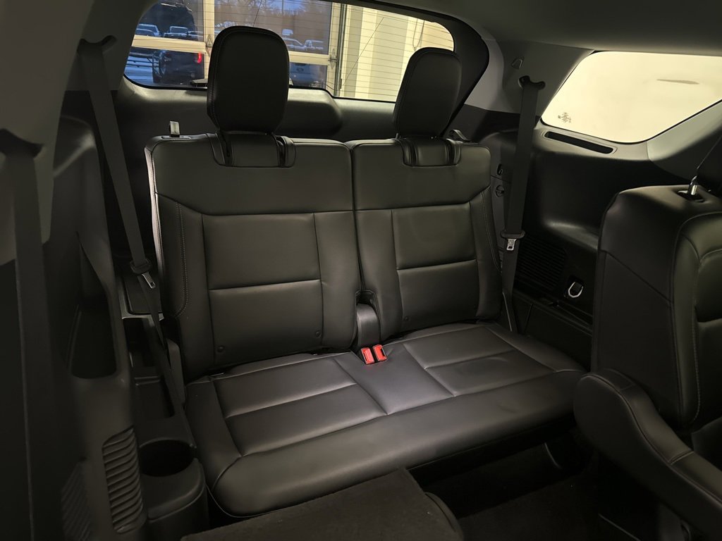 Certified 2023 Ford Explorer XLT w/ Equipment Group 202A image 27