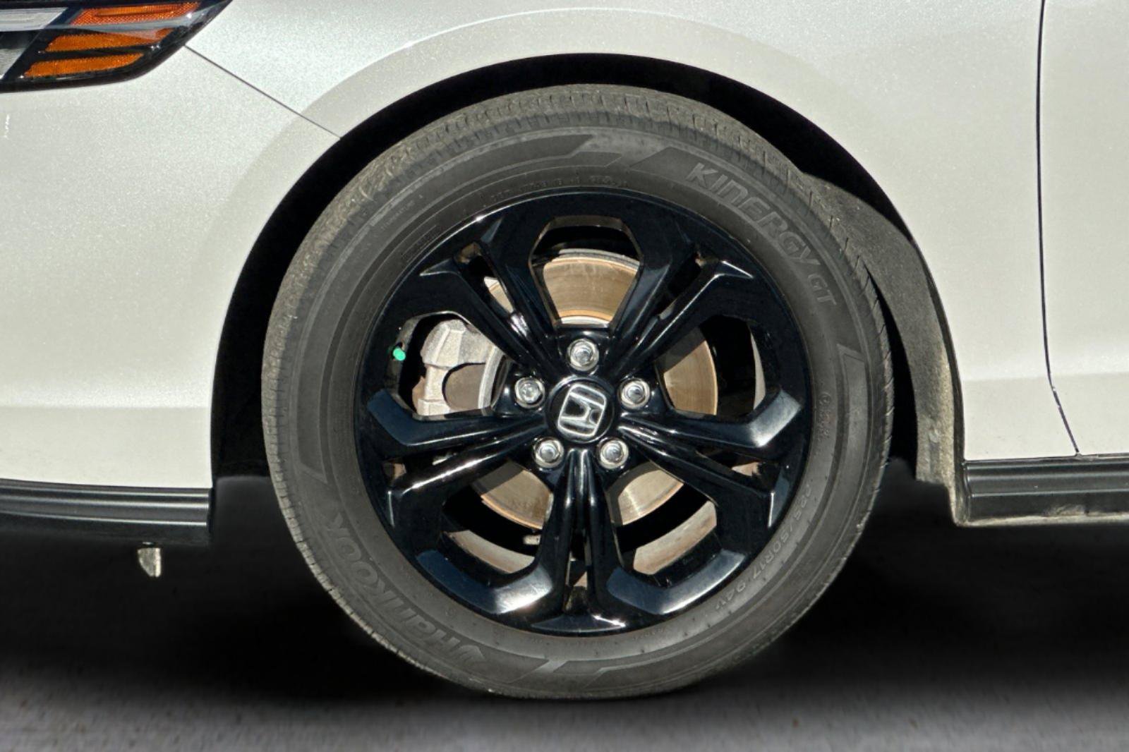 Used 2025 Honda Accord SE image 23