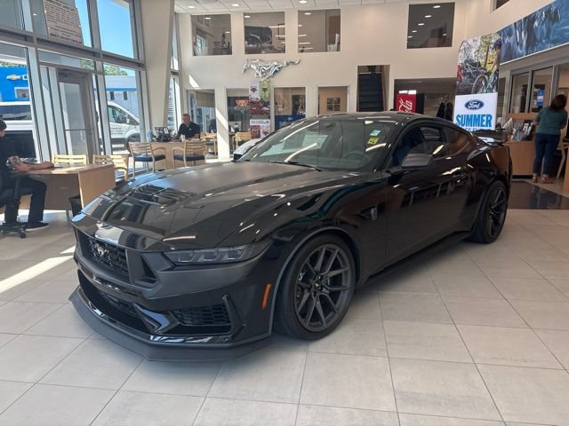 Certified 2024 Ford Mustang Dark Horse w/ Dark Horse Handlin Package RWD image 2