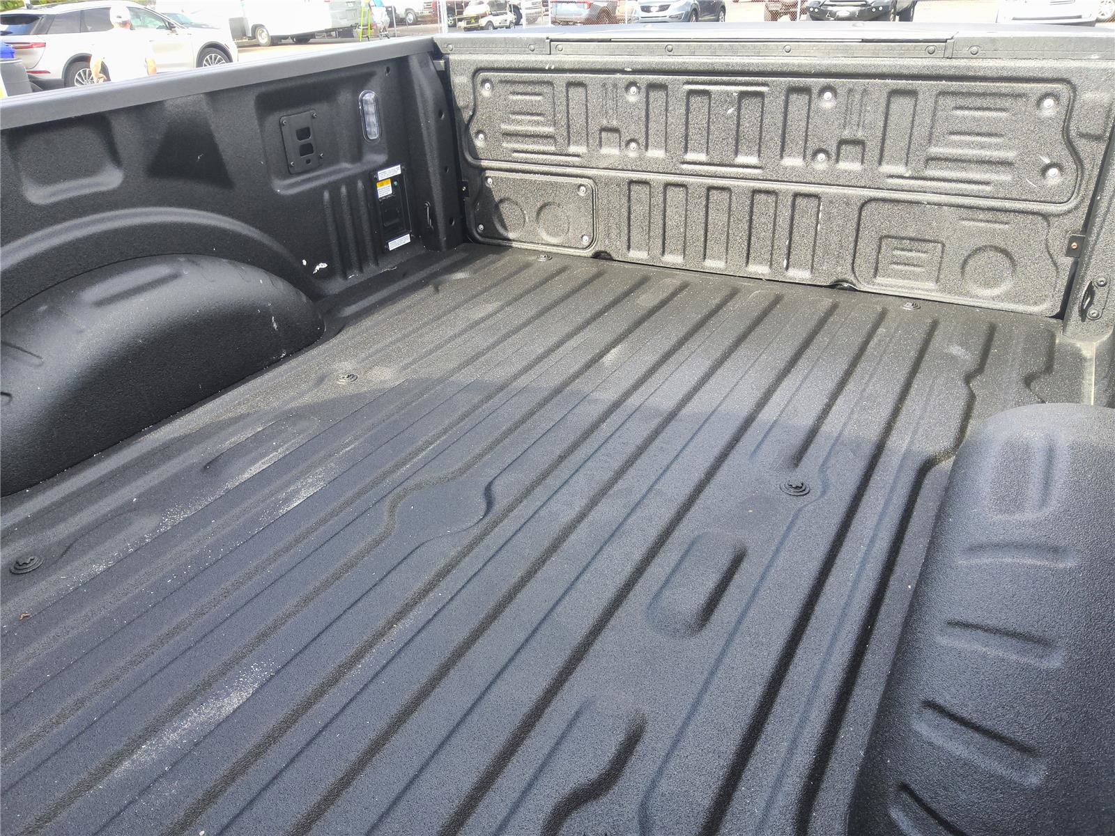 Certified 2024 Ford F350 Platinum w/ Tremor Off-Road Package AWD/4WD image 22
