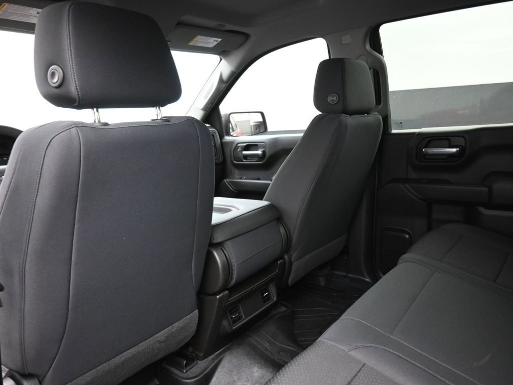 Used 2019 Chevrolet Silverado 1500 Custom Trail Boss w/ Custom Convenience Package image 7