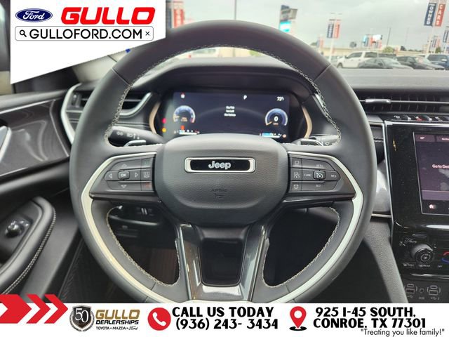 Used 2023 Jeep Grand Cherokee Laredo w/ Trailer Tow Prep Group (B) image 12