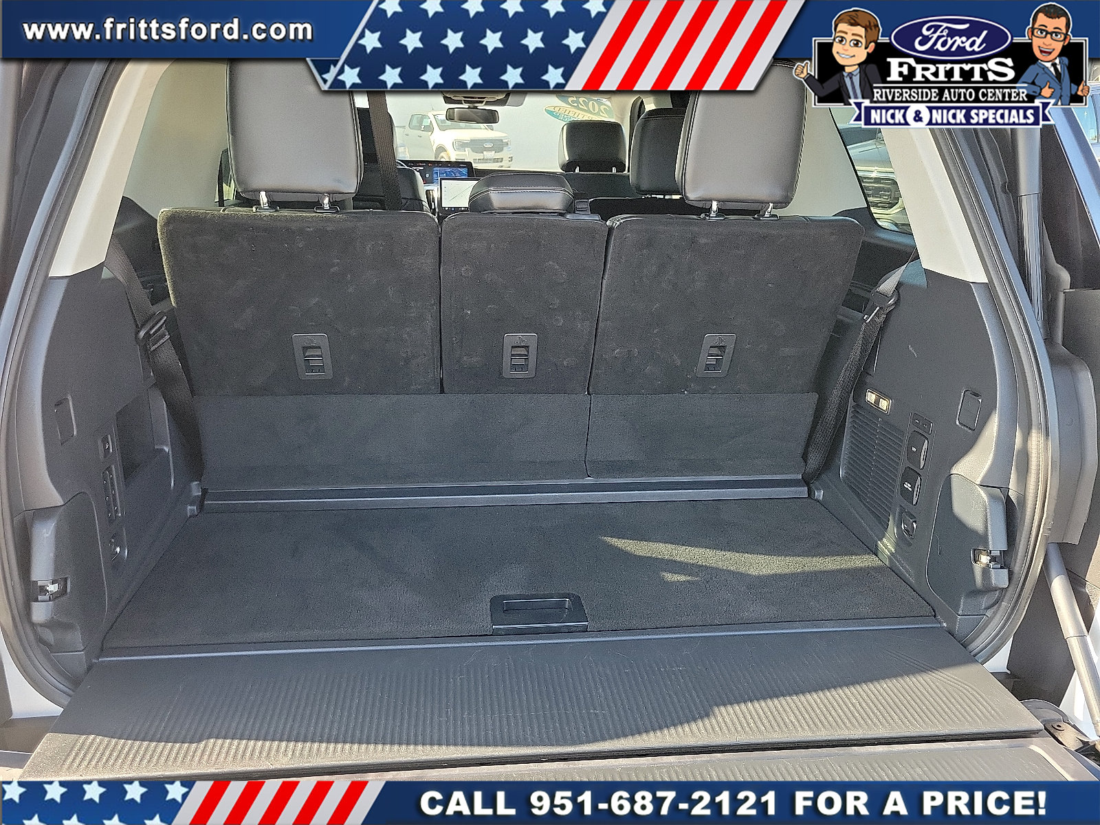 Certified 2025 Ford Expedition Platinum AWD/4WD image 18