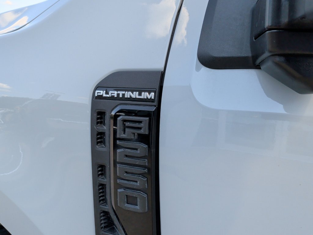 Certified 2025 Ford F250 Platinum AWD/4WD image 39