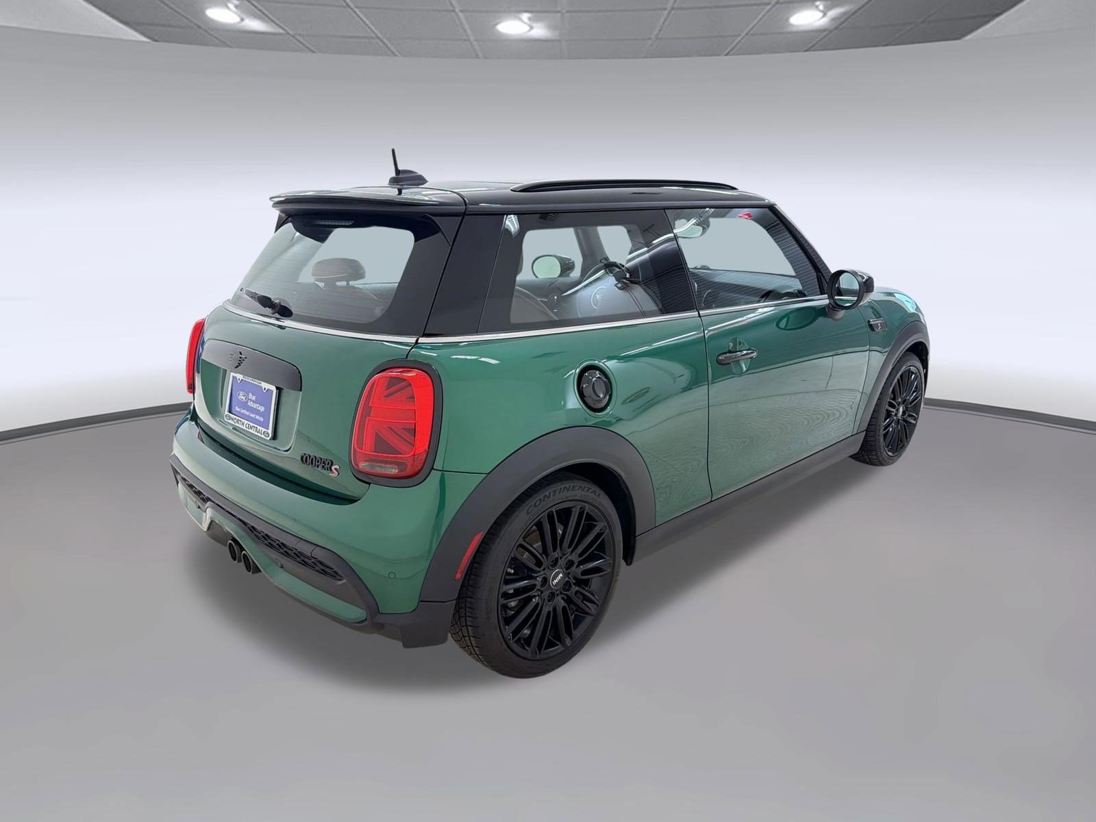 Used 2024 MINI Cooper S FWD image 5
