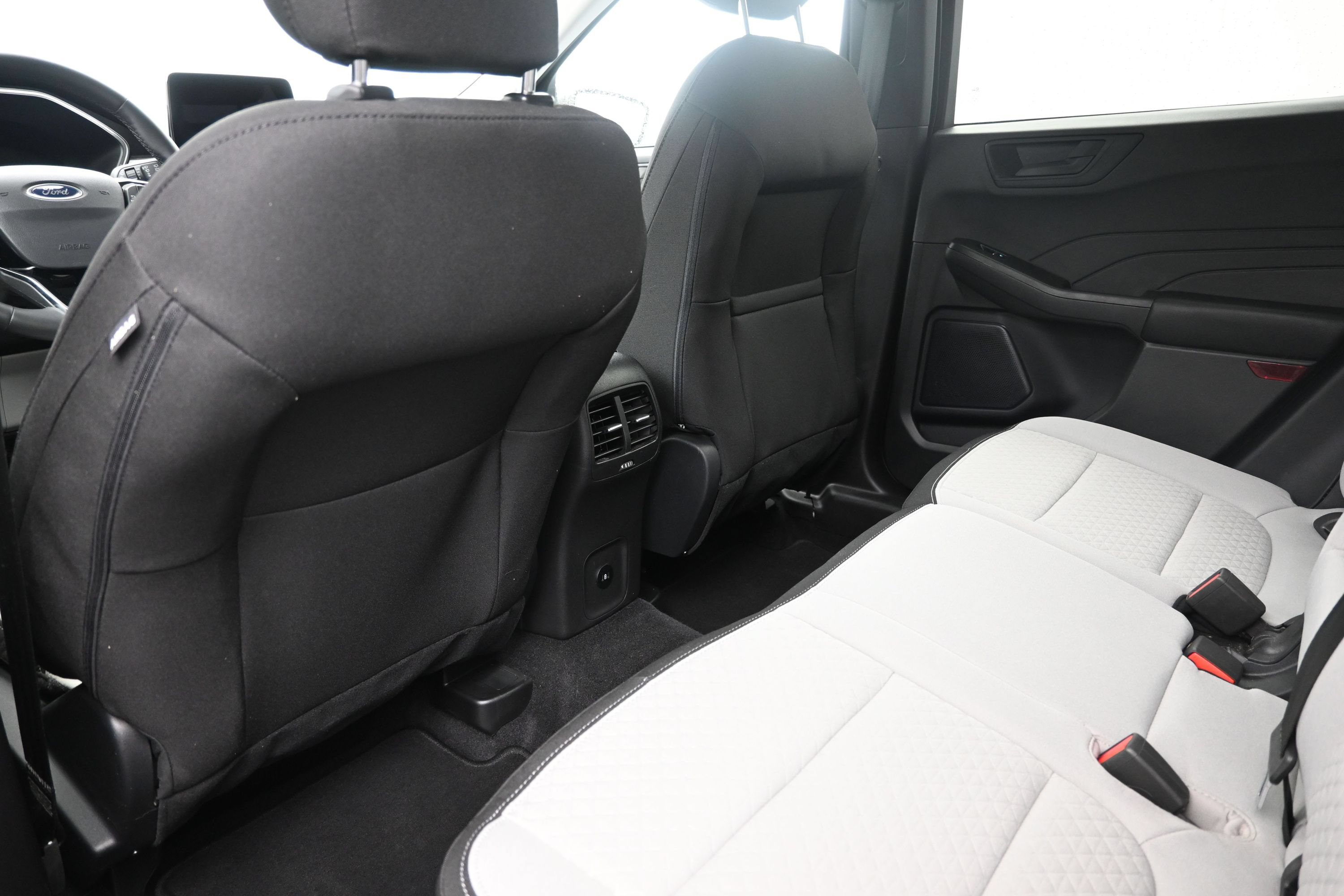 Certified 2024 Ford Escape Active AWD/4WD image 21