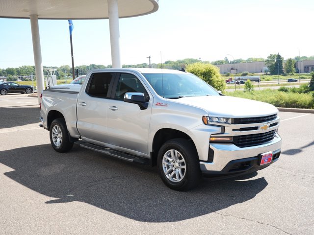 Used 2020 Chevrolet Silverado 1500 LT w/ All-Star Edition AWD/4WD image 3