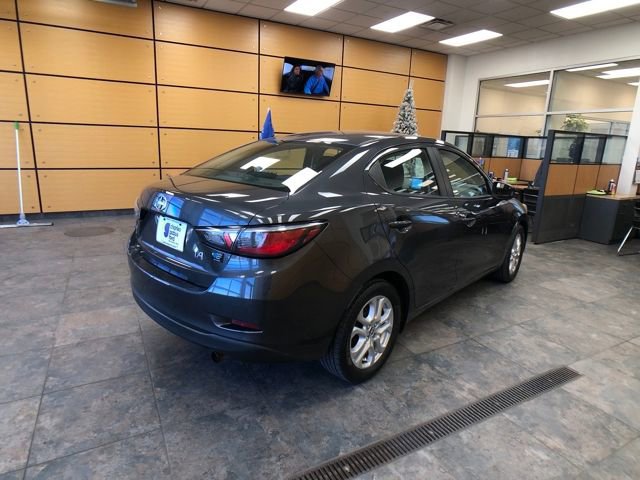 Used 2016 Scion iA image 5