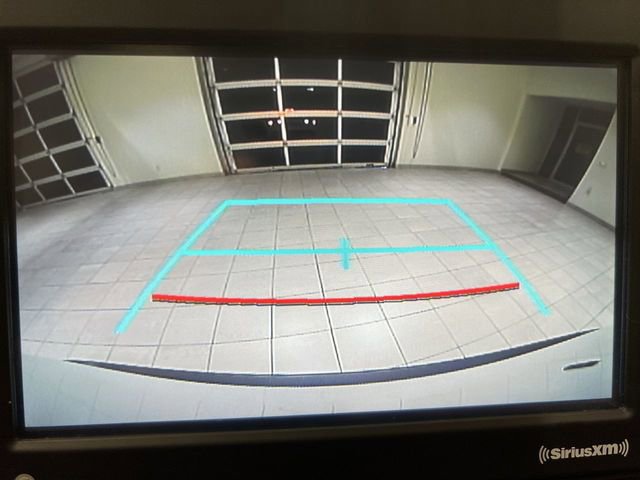 Used 2020 Toyota RAV4 XLE w/ Convenience Package FWD image 13