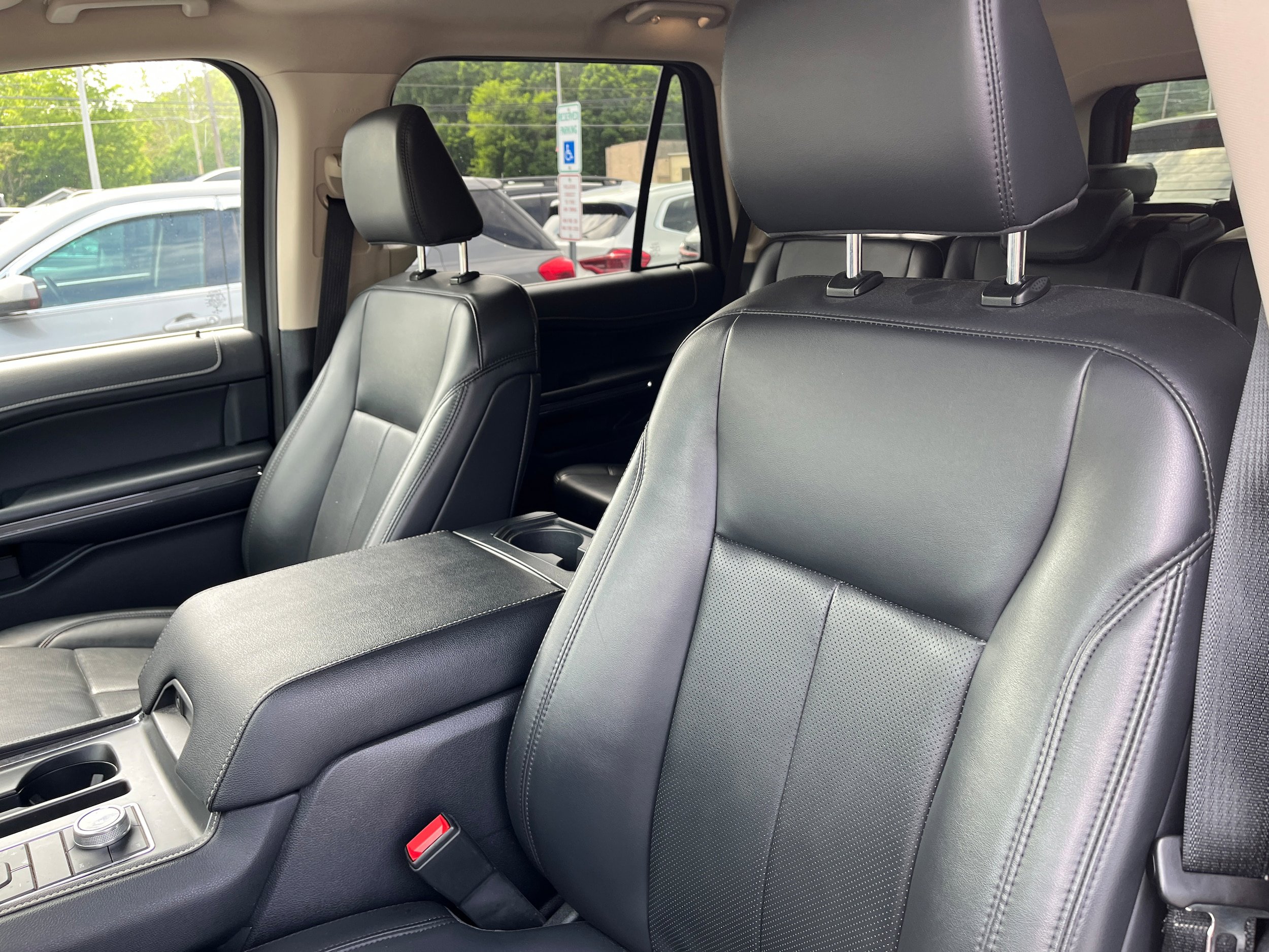 Certified 2023 Ford Expedition XLT AWD/4WD image 8