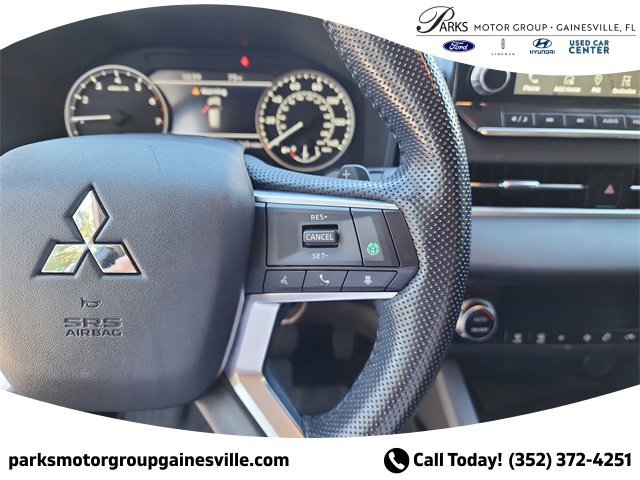 Used 2022 Mitsubishi Outlander SE image 26