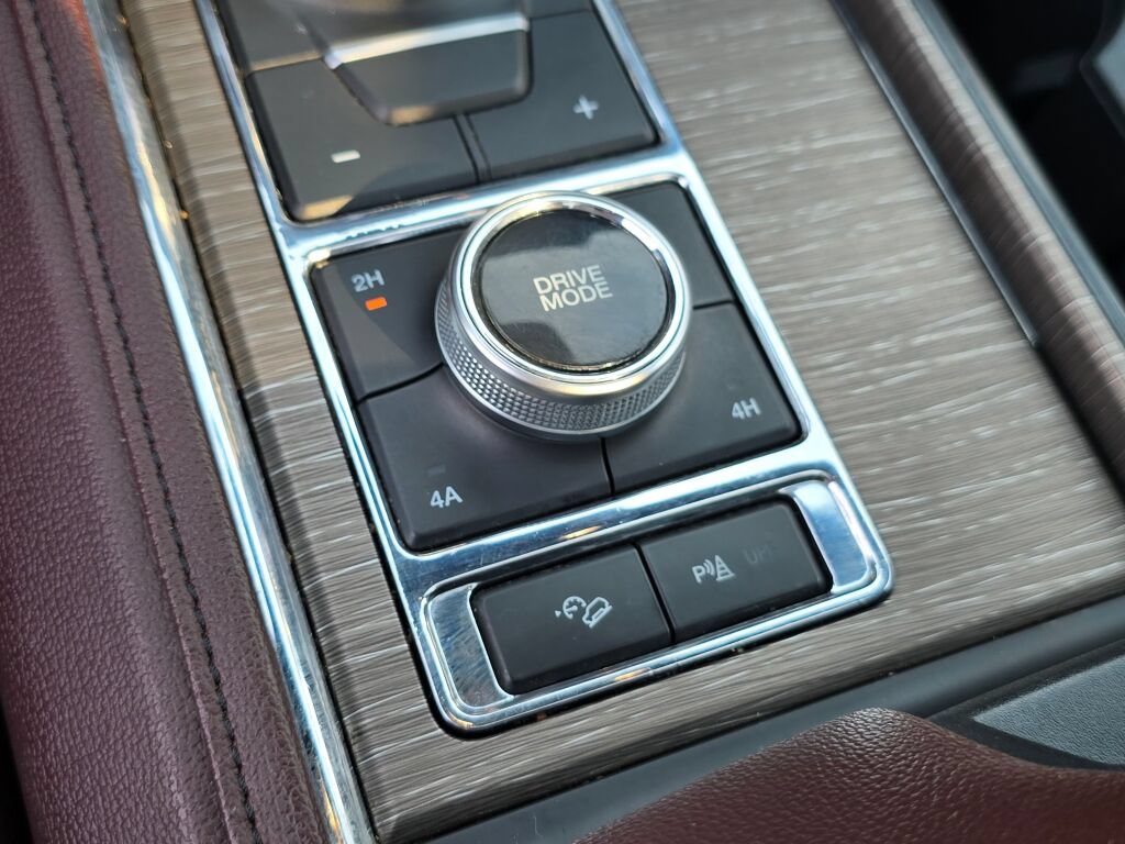 Certified 2024 Ford Expedition Limited AWD/4WD image 25