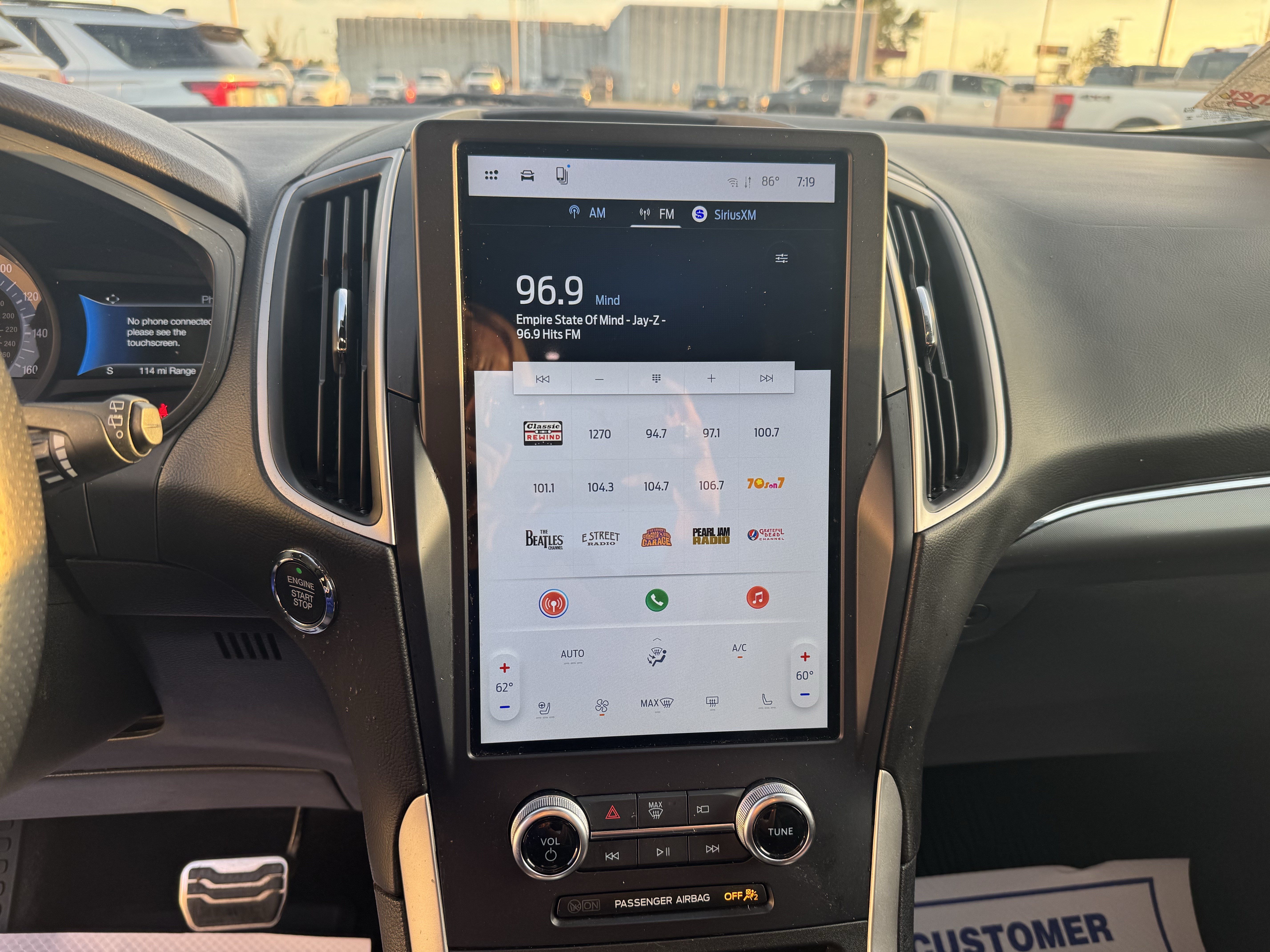 Certified 2024 Ford Edge ST-Line AWD/4WD image 15