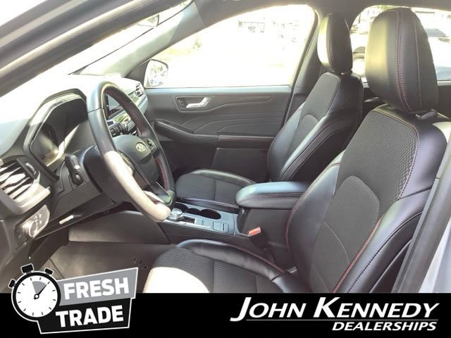 Certified 2024 Ford Escape ST-Line AWD/4WD image 9
