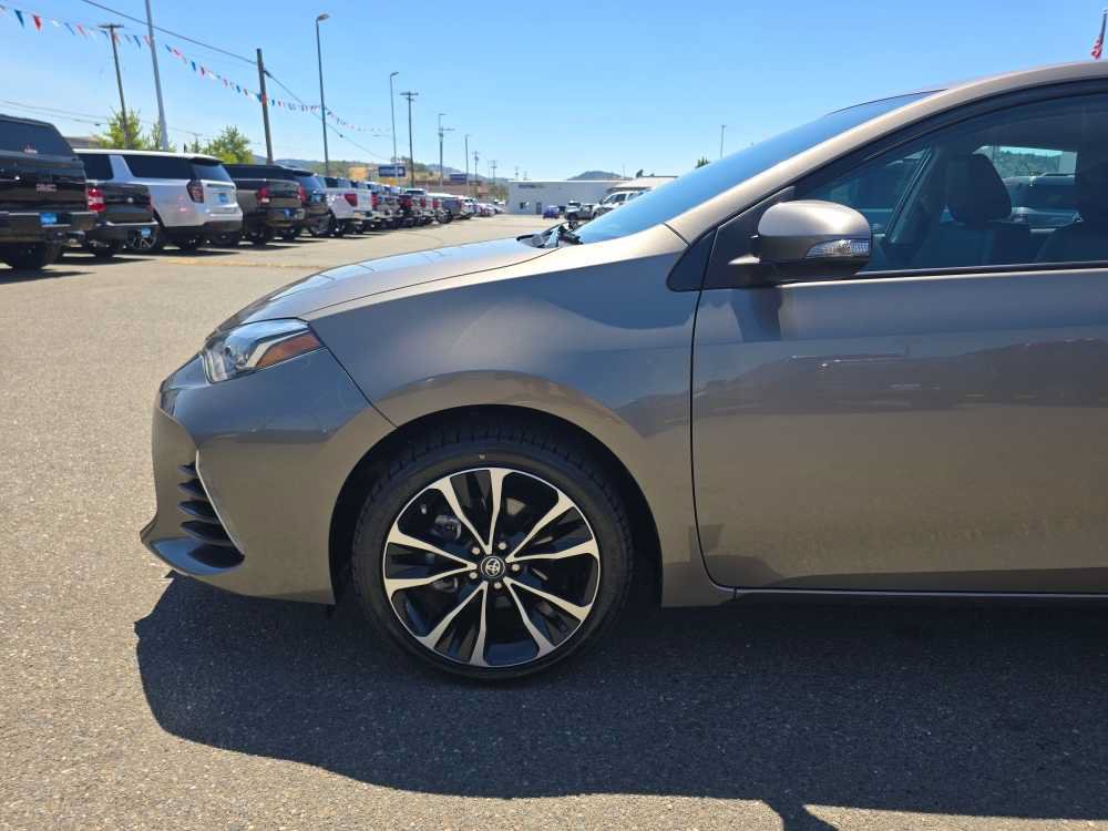 Used 2018 Toyota Corolla SE w/ Carpet Mat Package (TMS) FWD image 18