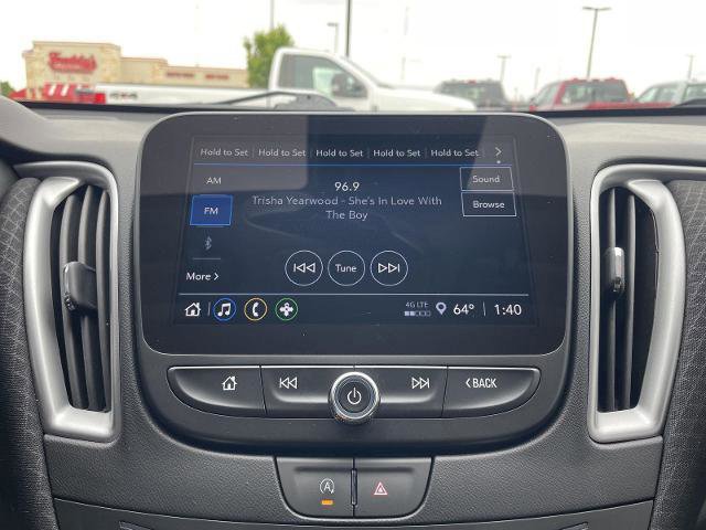 Used 2025 Chevrolet Malibu RS FWD image 25