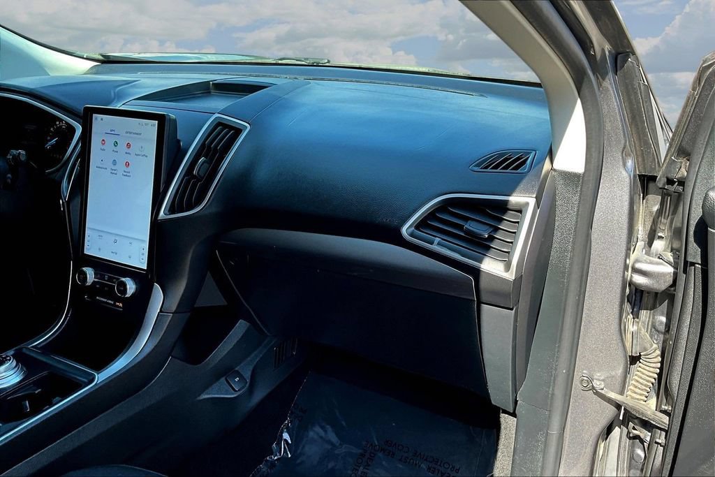 Certified 2021 Ford Edge SE FWD image 28