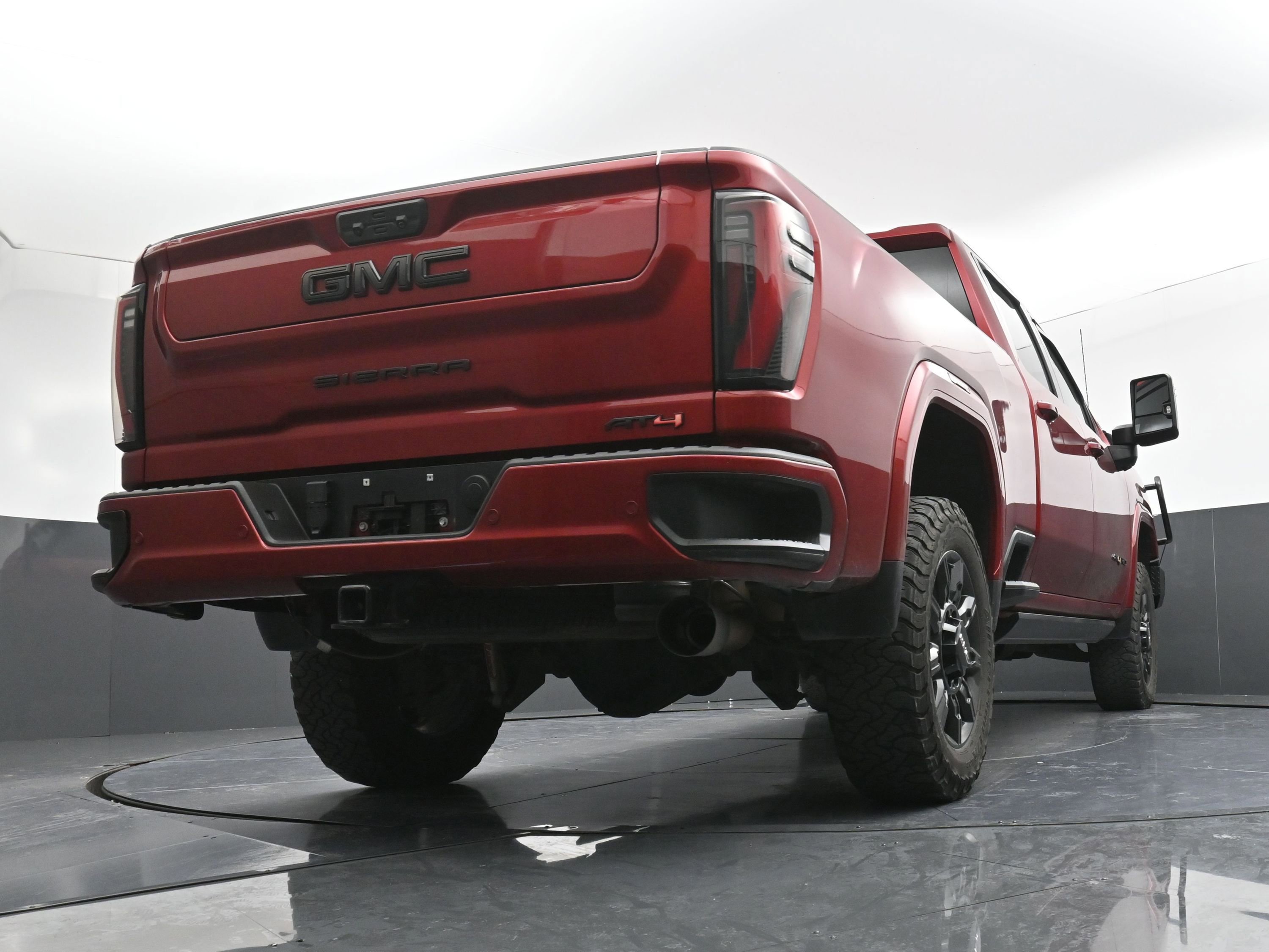 Used 2024 GMC Sierra 2500 AT4 w/ AT4 Premium Plus Package image 15