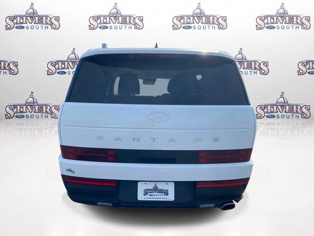 Used 2026 Hyundai Santa Fe SE FWD image 4