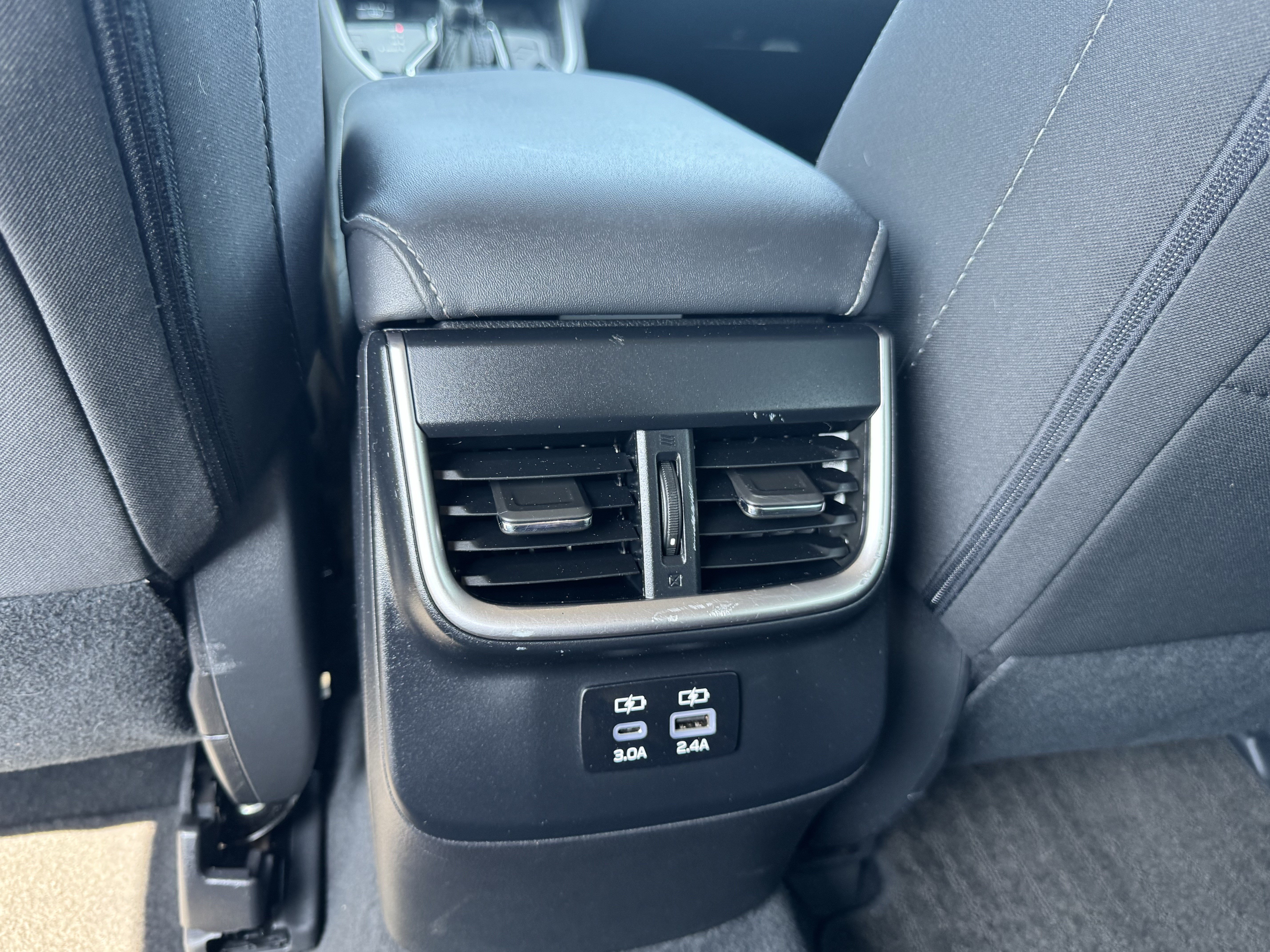 Used 2023 Subaru Outback Premium AWD/4WD image 24