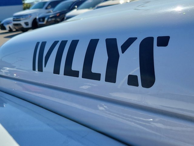 Used 2022 Jeep Gladiator Sport image 9