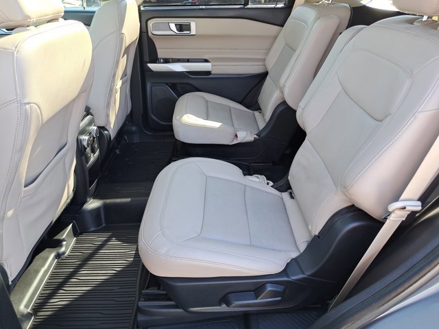 Certified 2021 Ford Explorer Limited w/ Hybrid Equipment Group 310A image 11