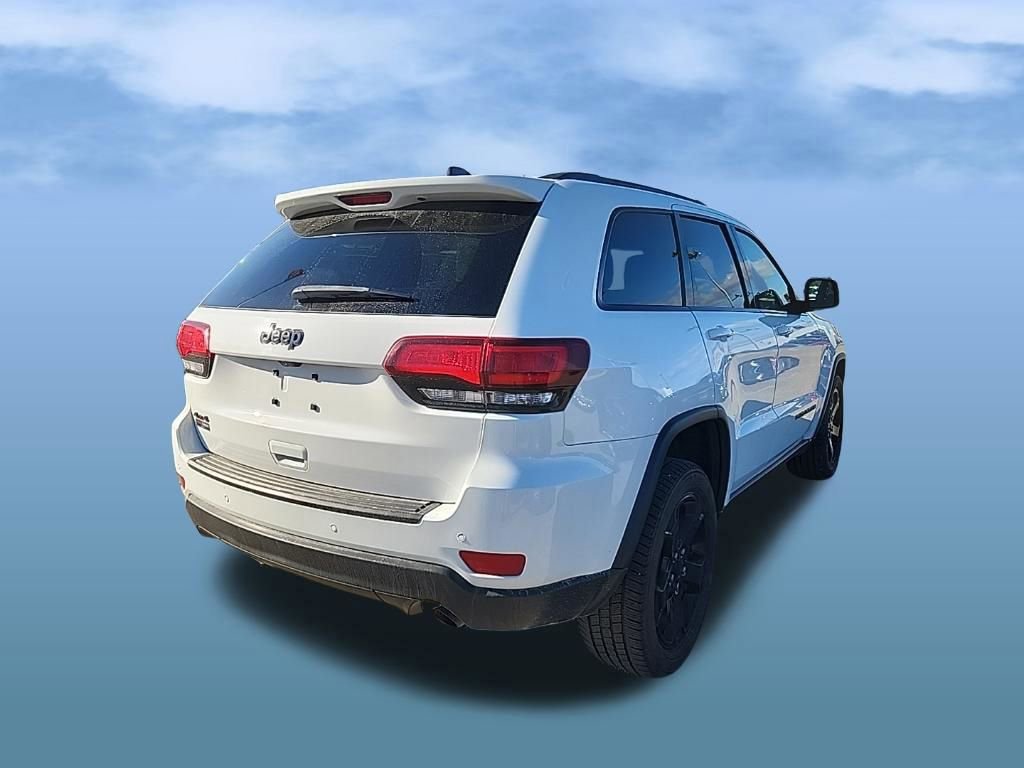 Used 2019 Jeep Grand Cherokee Laredo image 5