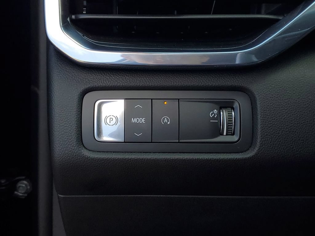 Used 2024 GMC Acadia Elevation w/ Black Edition FWD image 24
