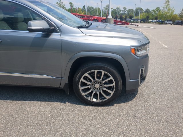 Used 2022 GMC Acadia Denali w/ Trailering Package FWD image 11