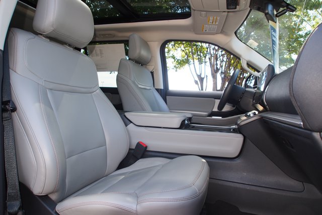 Certified 2025 Ford Expedition Max Active RWD image 11