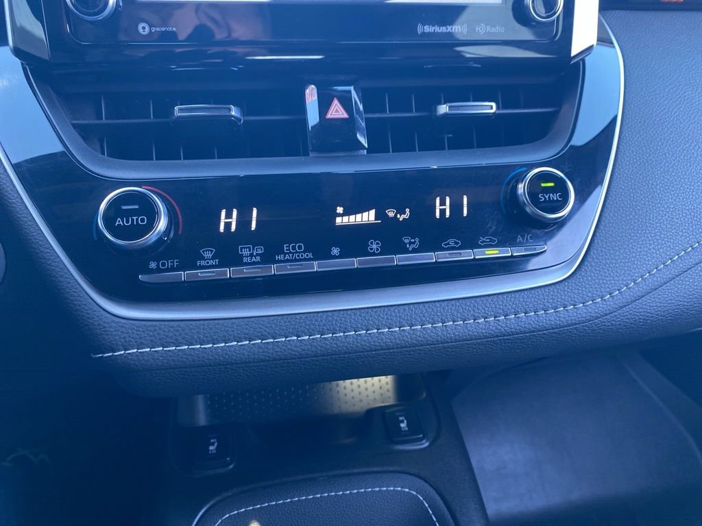 Used 2022 Toyota Corolla XSE image 27