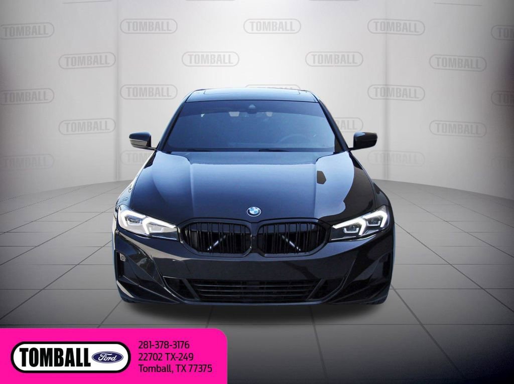 Used 2024 BMW 330i Sedan w/ Convenience Package RWD image 2