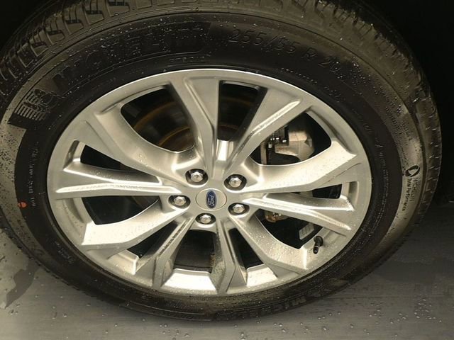 Certified 2024 Ford Explorer XLT w/ Equipment Group 202A image 14