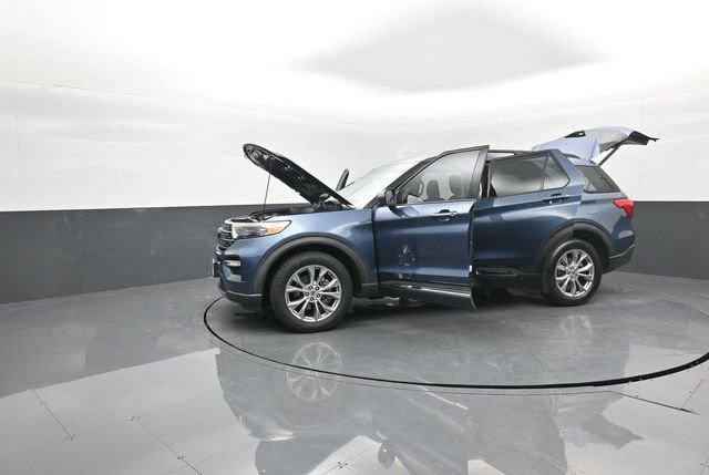 Certified 2020 Ford Explorer XLT w/ Equipment Group 202A image 36