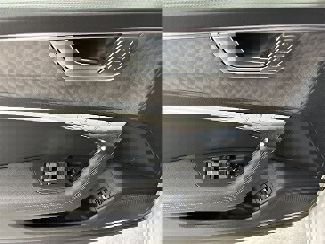 Used 2024 Audi A6 Premium Plus image 5