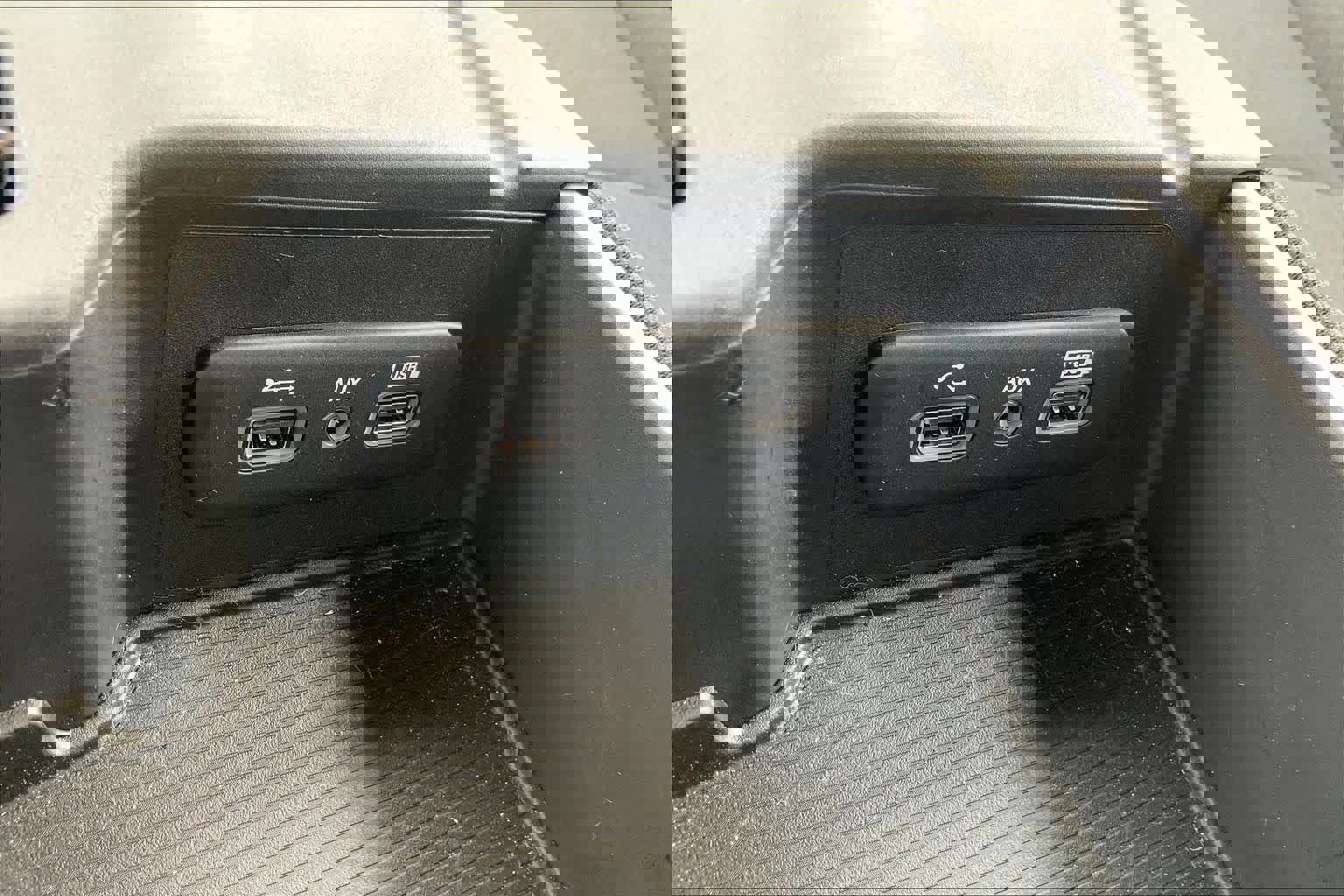 Used 2024 RAM 1500 Classic Warlock image 33