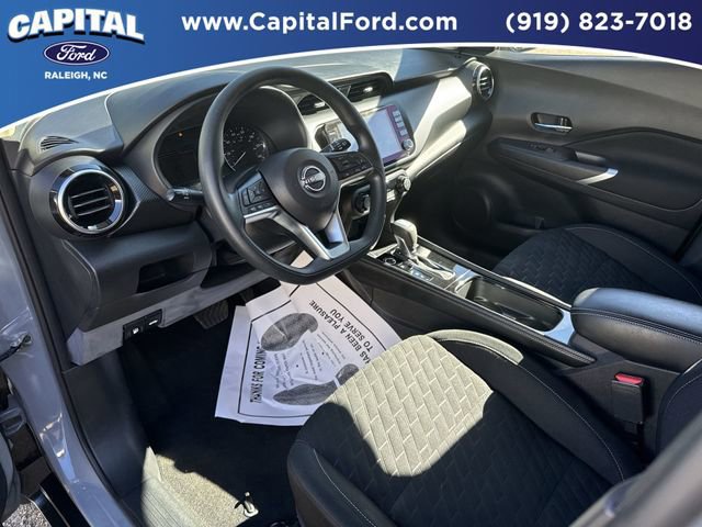 Used 2022 Nissan Kicks SV image 18