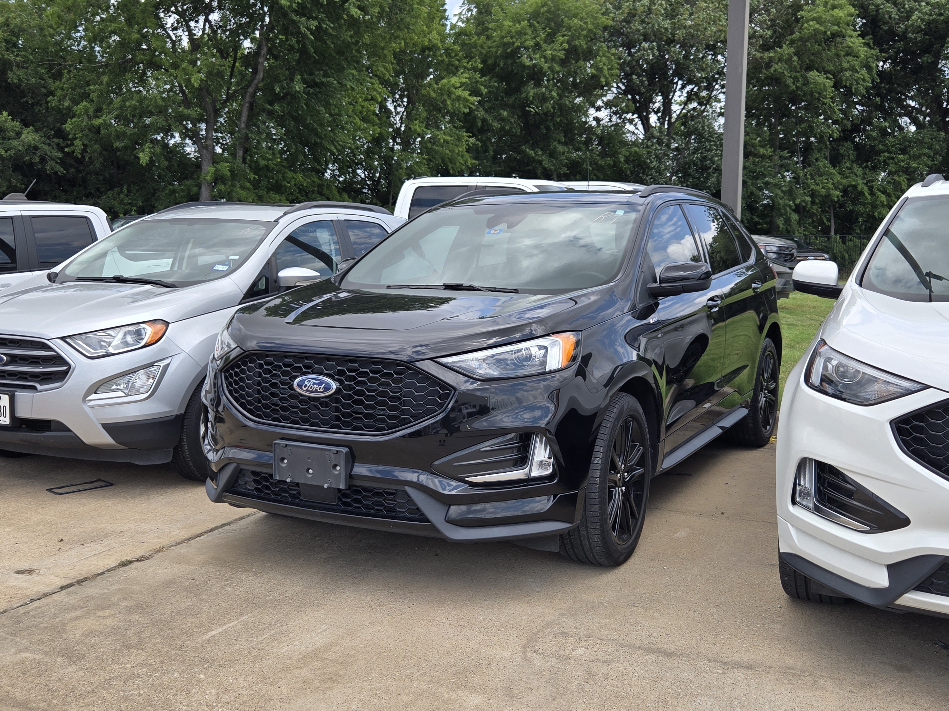 Certified 2023 Ford Edge ST-Line AWD/4WD image 3