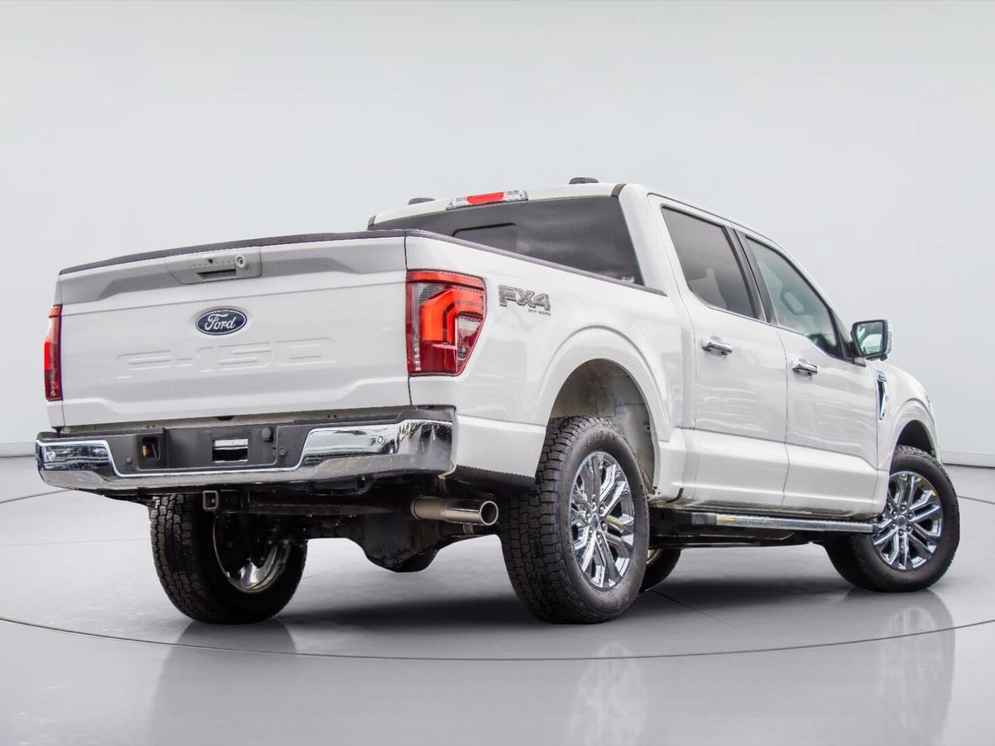 Certified 2025 Ford F150 Lariat w/ Equipment Group 501A Mid AWD/4WD image 4