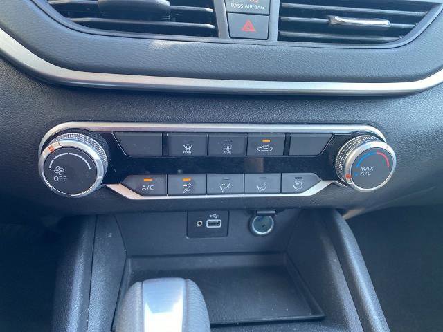 Used 2024 Nissan Altima 2.5 S FWD image 16