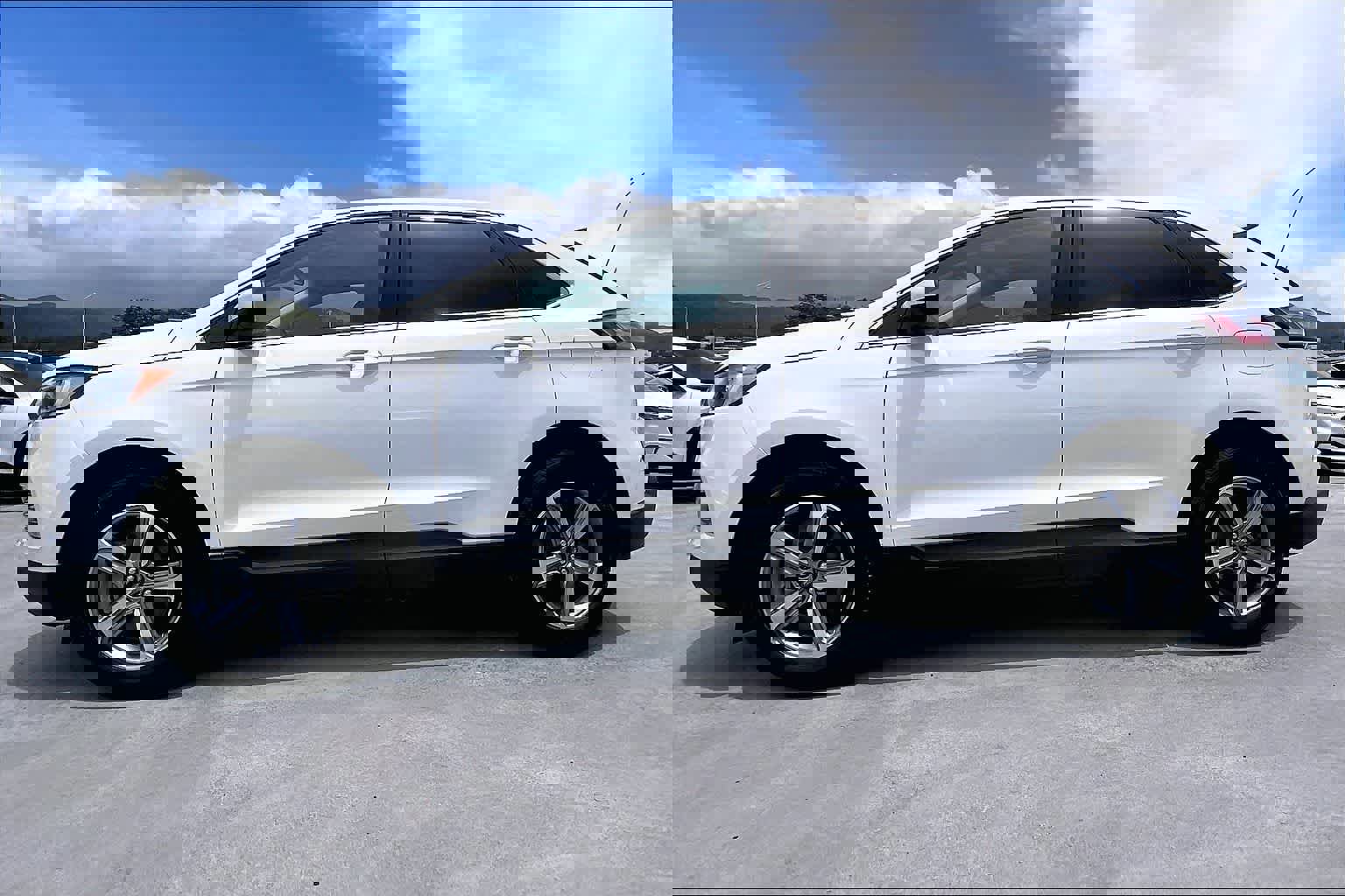 Certified 2024 Ford Edge SEL w/ Convenience Package image 5