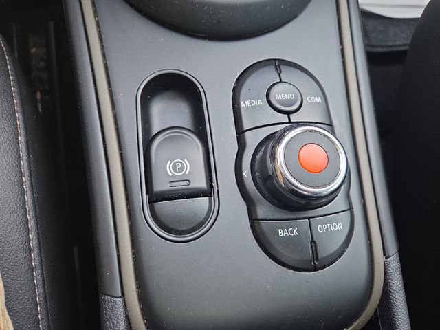 Used 2019 MINI Cooper Countryman S w/ Premium Package image 28