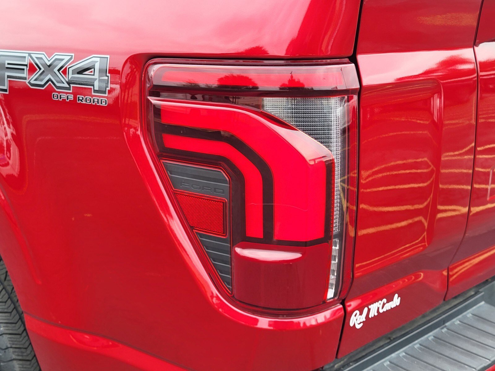 Certified 2025 Ford F150 Platinum w/ Equipment Group 702A High image 8