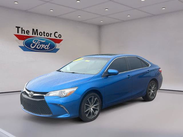 Used 2017 Toyota Camry XSE w/ Moonroof Package FWD image 1