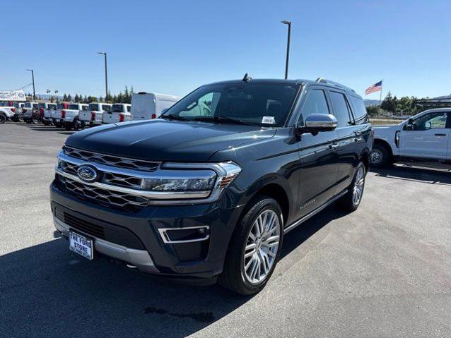 Certified 2024 Ford Expedition Platinum AWD/4WD image 2